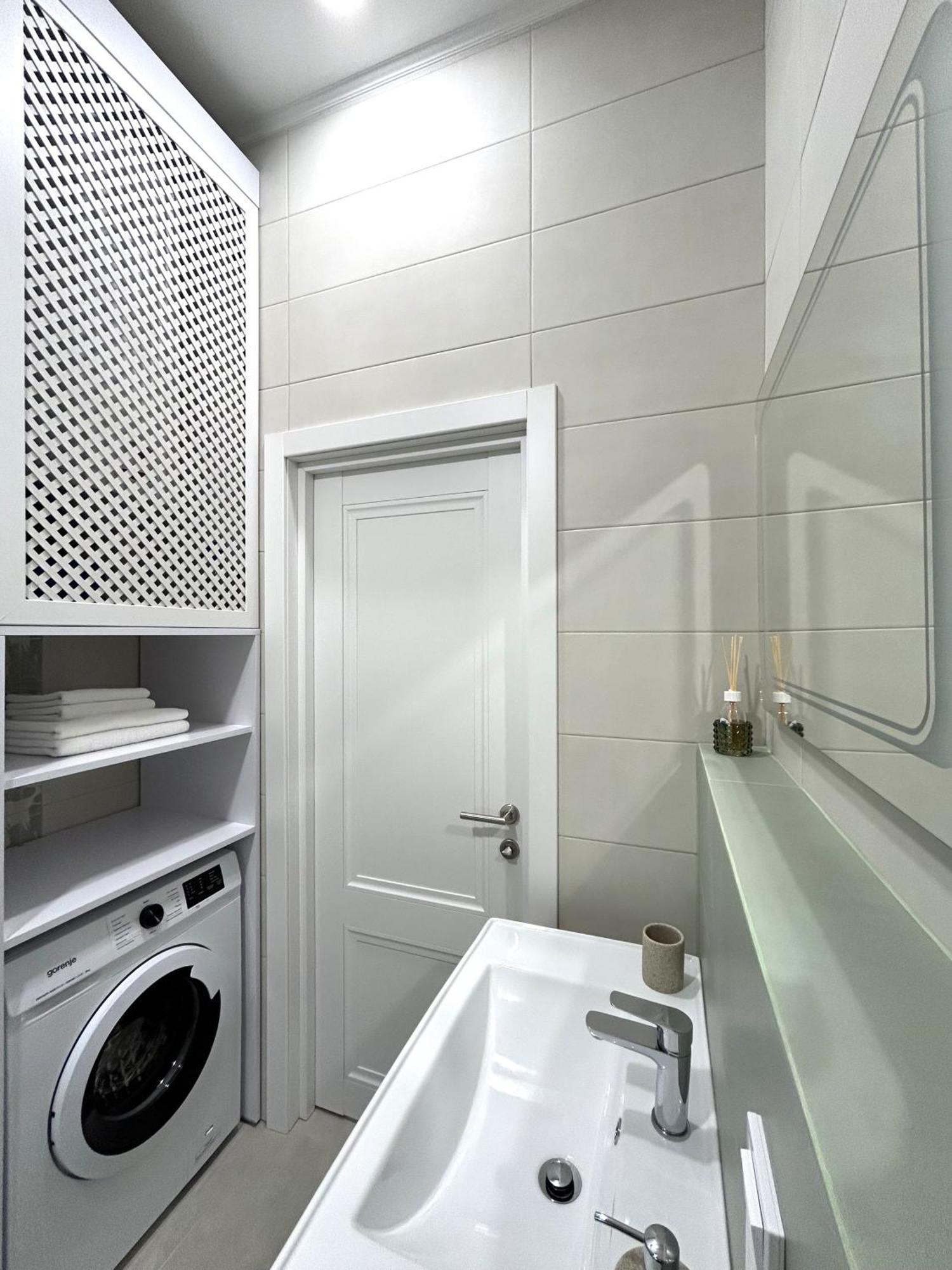 Modern Apartment, 5Mins To Rynok Square إلفيف المظهر الخارجي الصورة