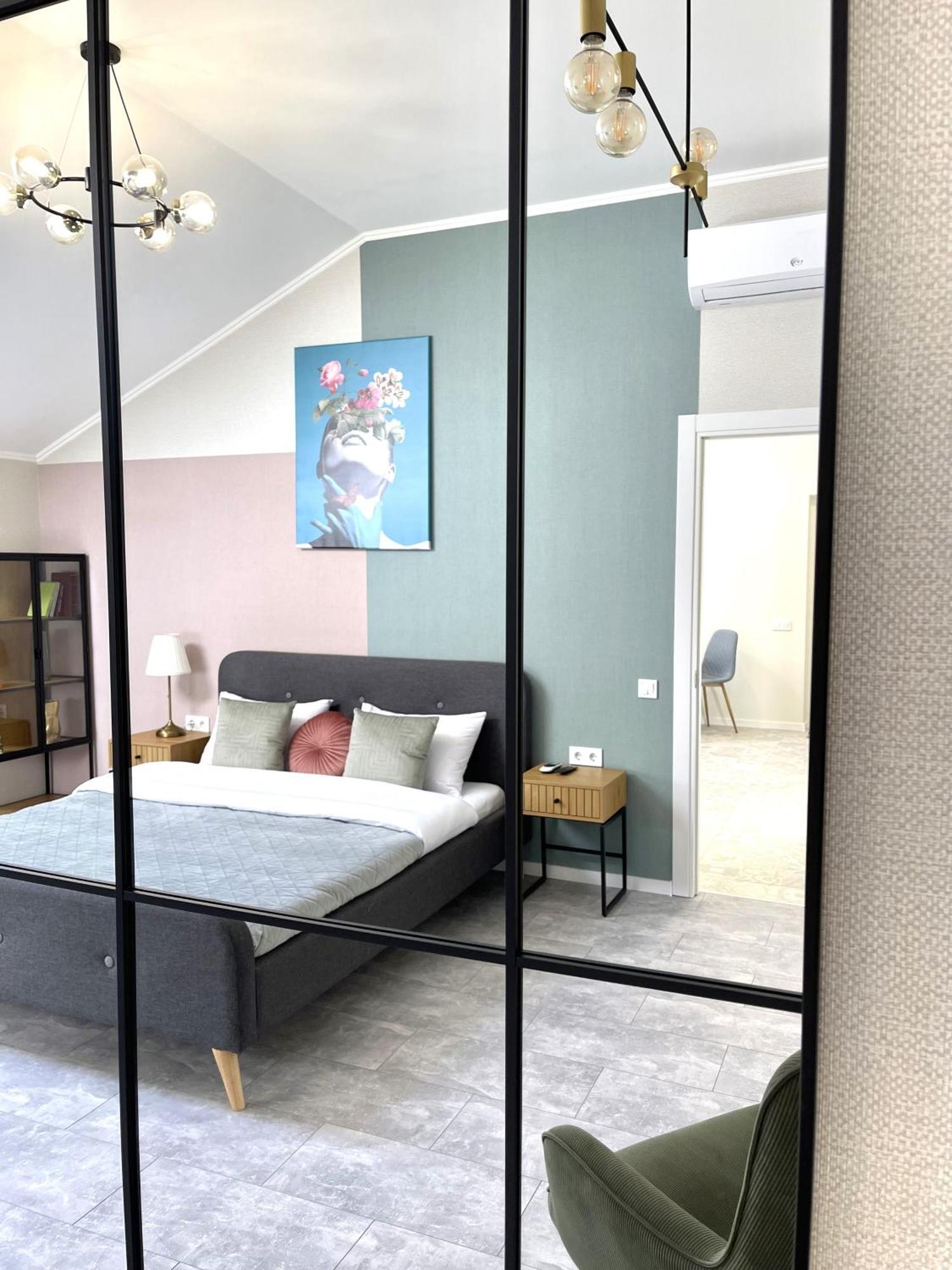 Modern Apartment, 5Mins To Rynok Square إلفيف المظهر الخارجي الصورة